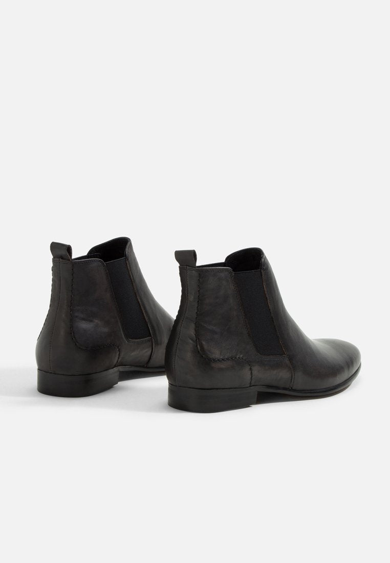 Marq Chelsea Leather Ankle Boot for Men in original 100%