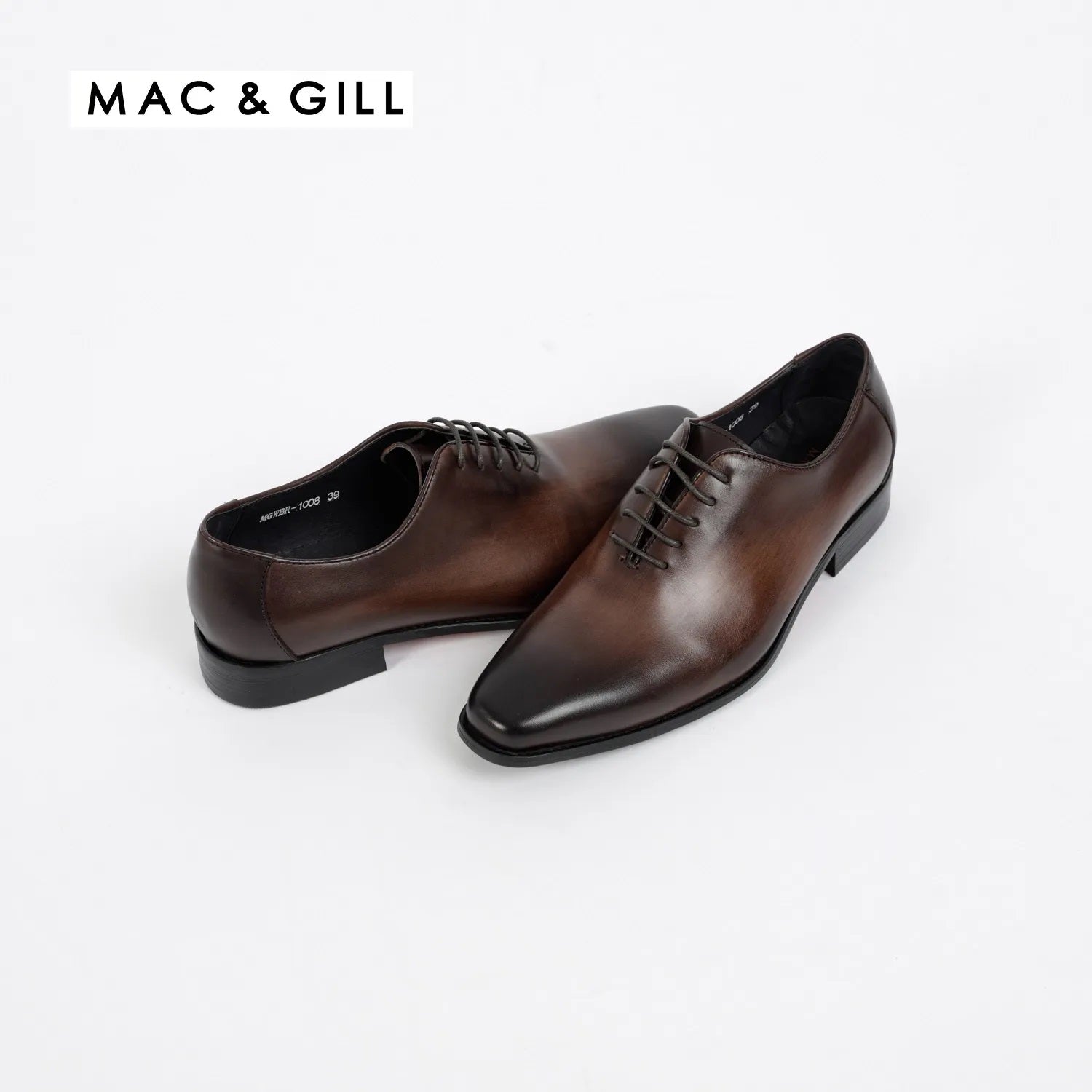 Men's dark brown leather Oxford shoe