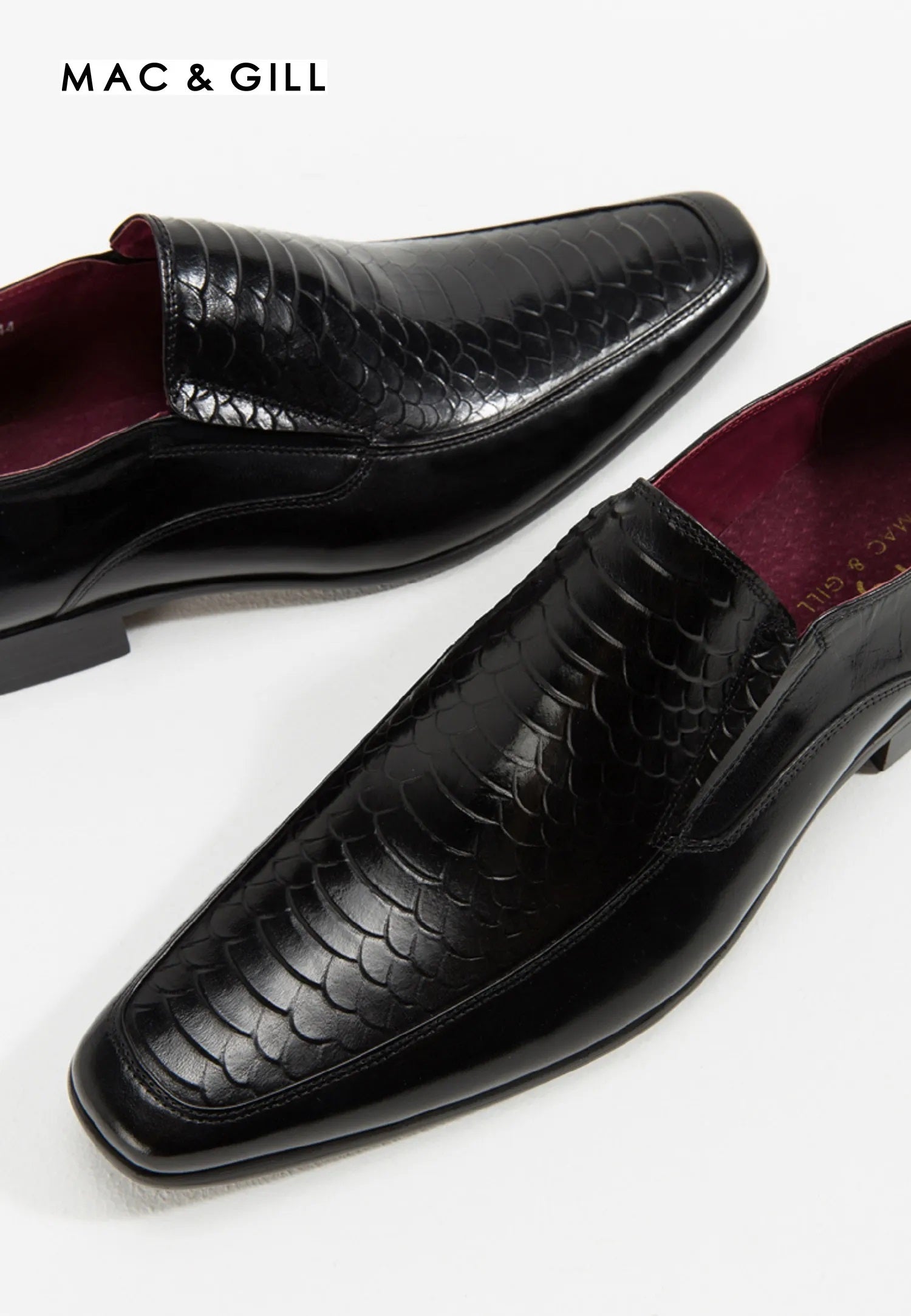 Samuel Leather Loafer Business Shoes in Black Print