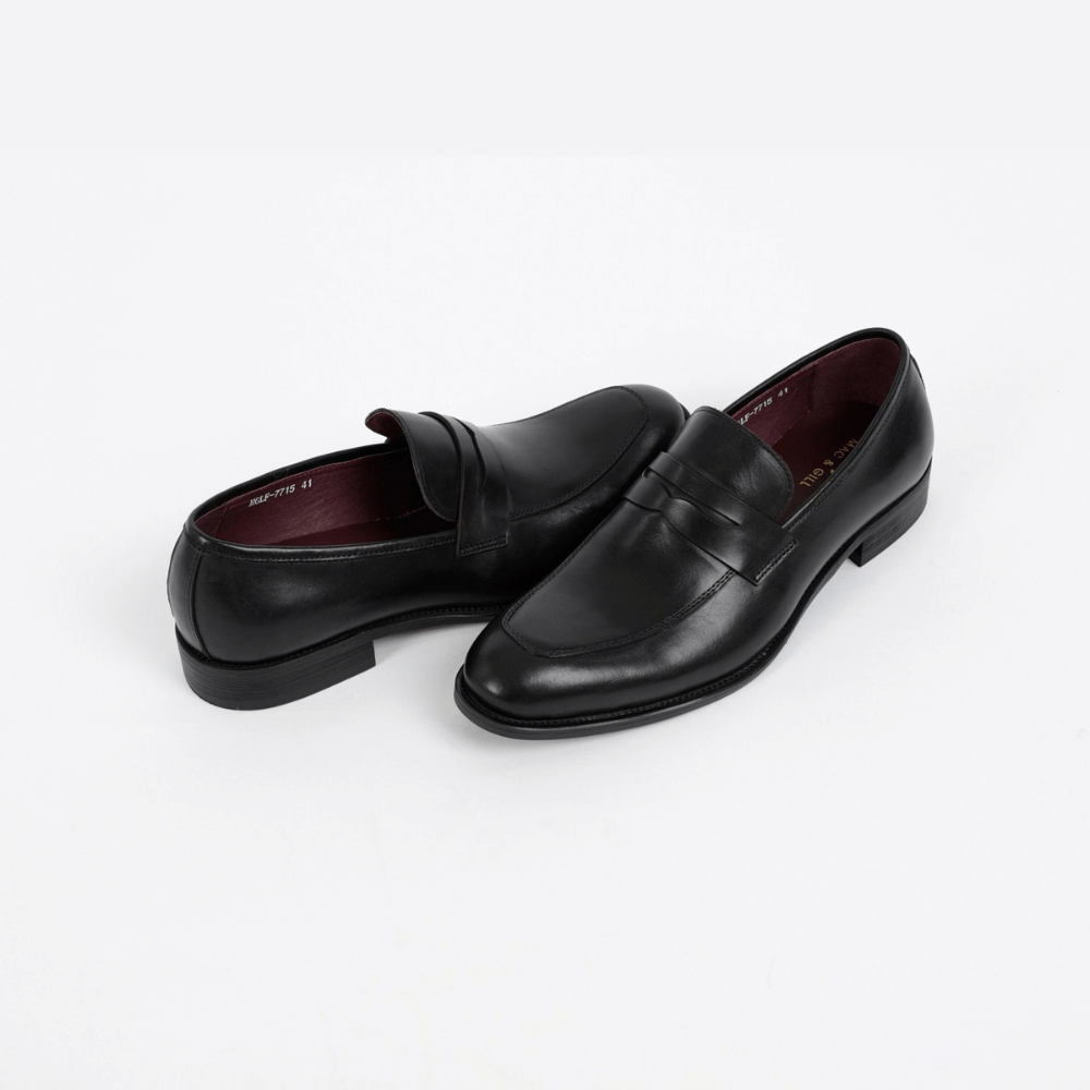 Classic Felipe Penny Loafer in Black