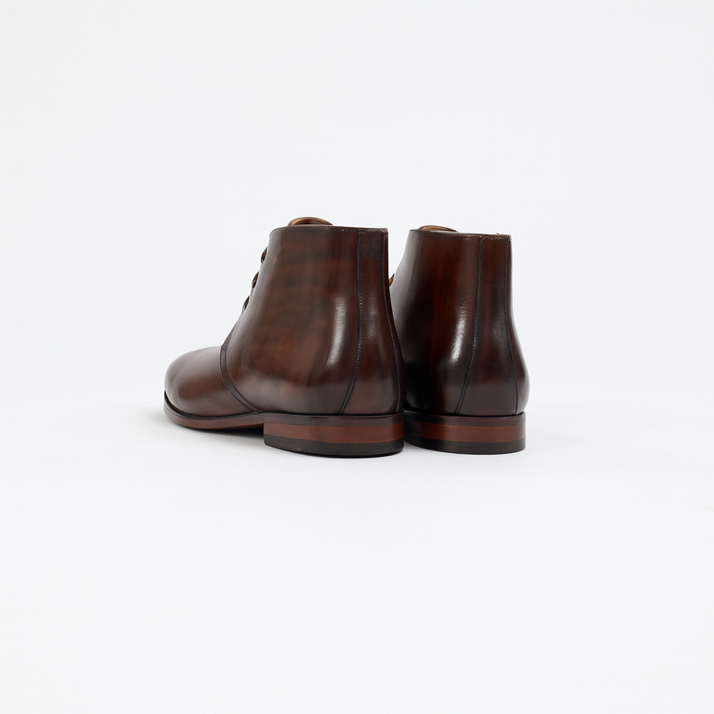 Men's brown leather dessert boot