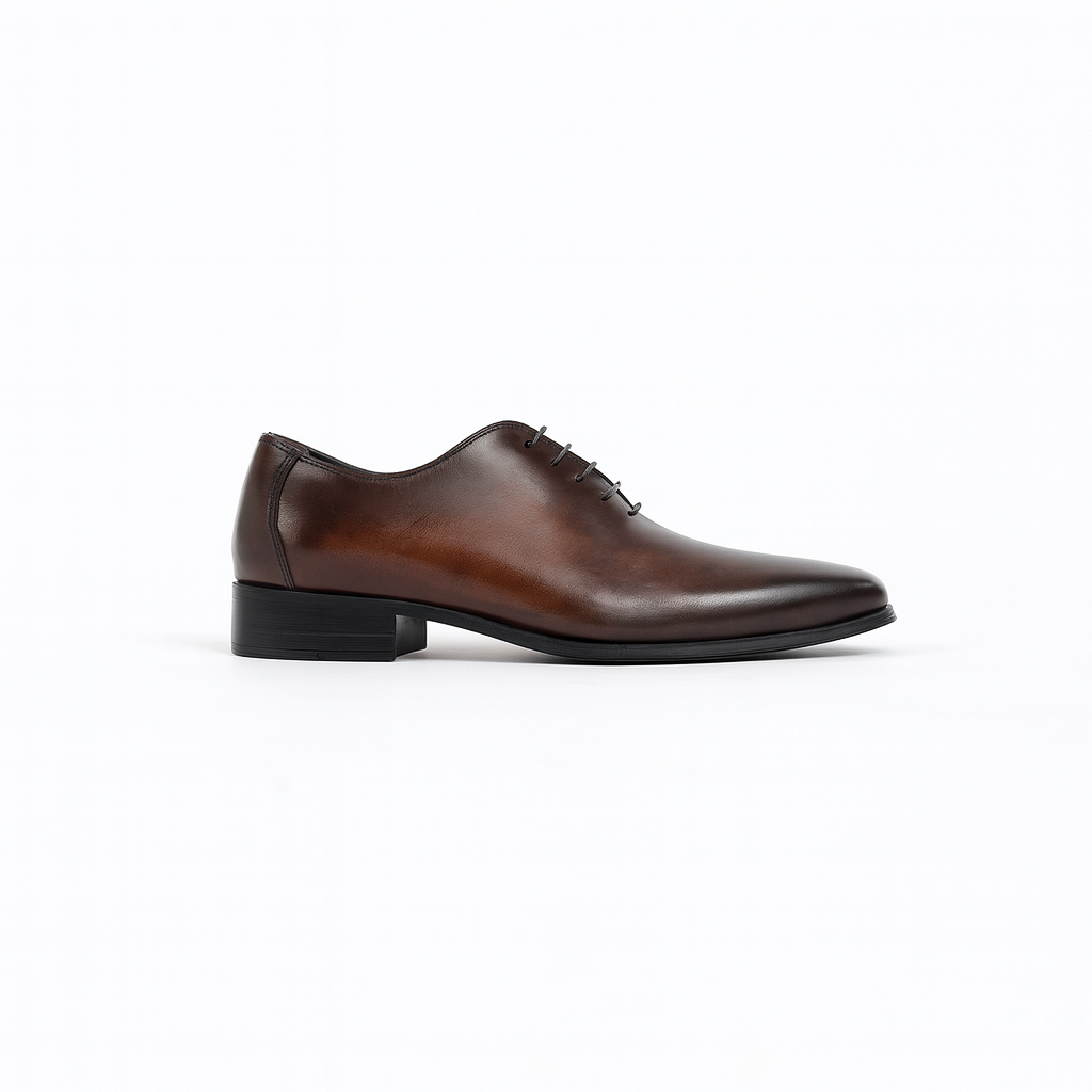 Men's dark brown leather Oxford shoe